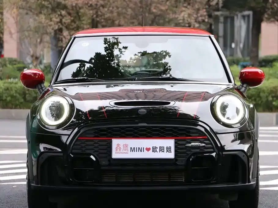 MINI JCW (John Cooper Works) — фото 5