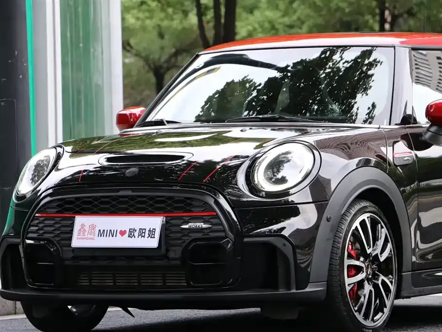 MINI JCW (John Cooper Works) — фото 9