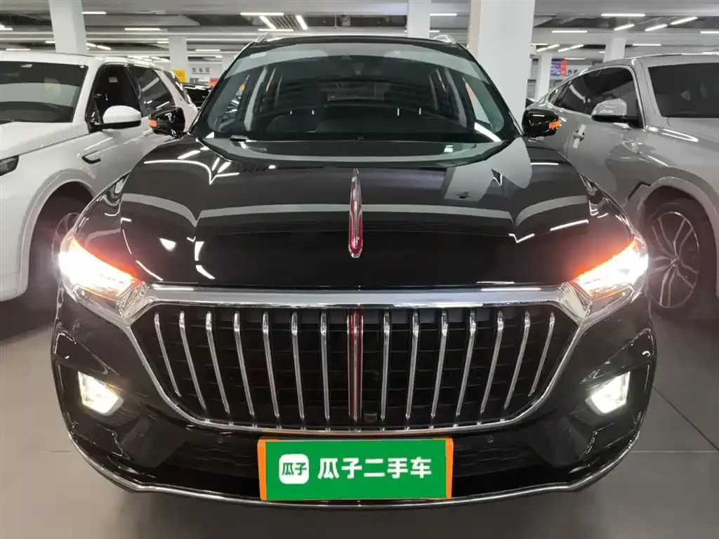 Hongqi HS5 — фото 8