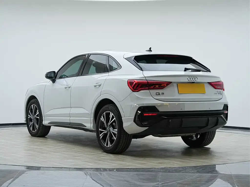 Audi Q3 Sportback — фото 5