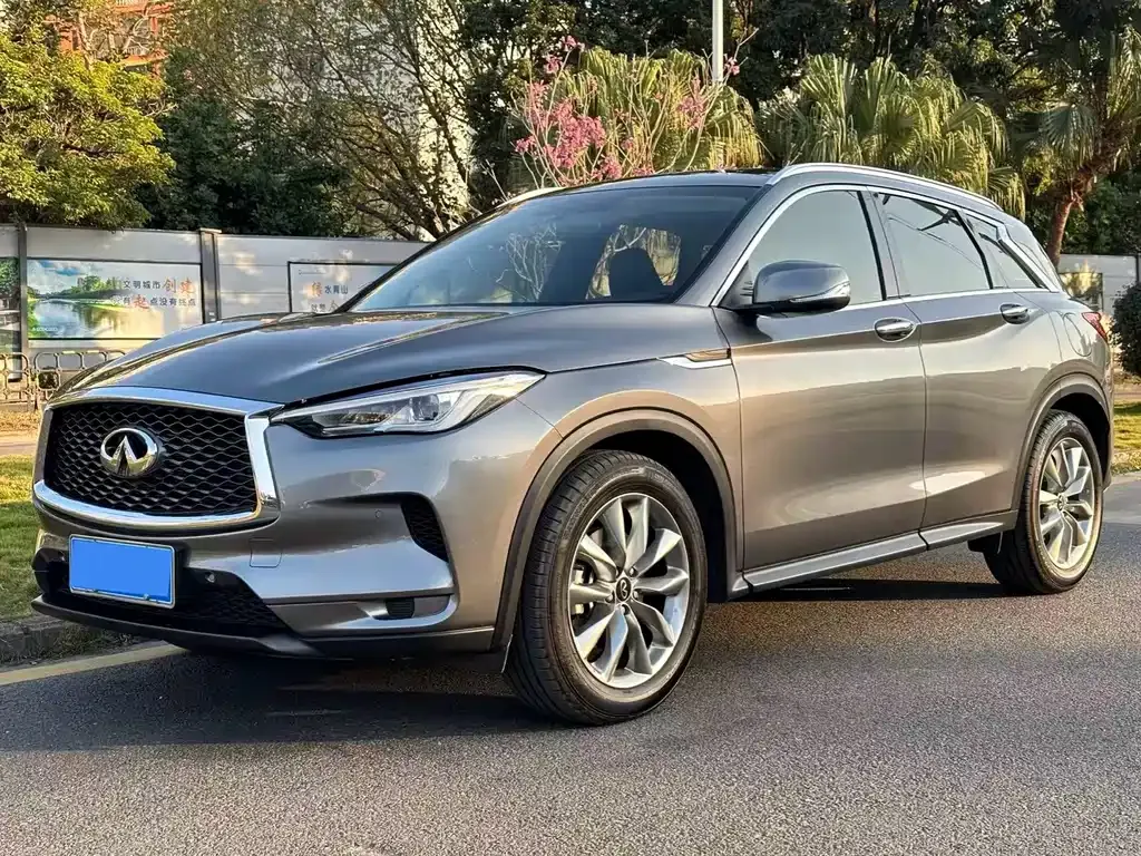 Infiniti QX50 — фото 1