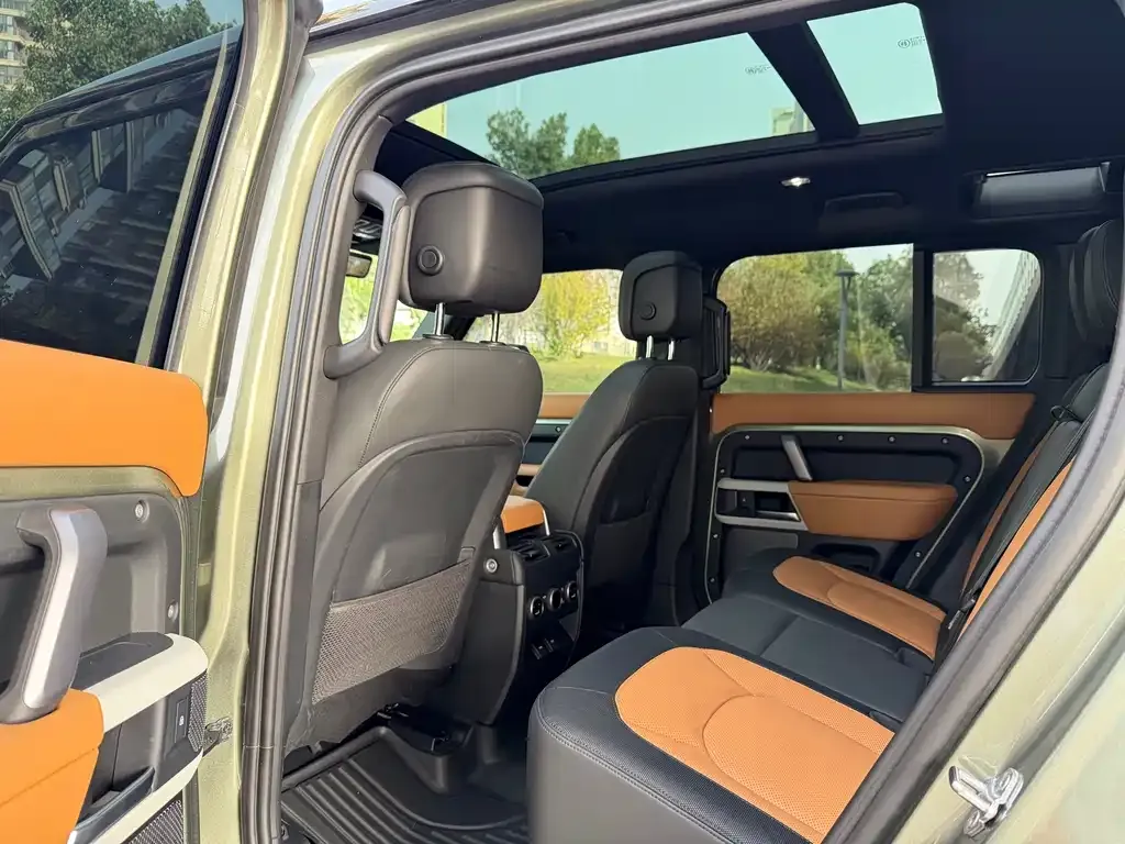 Land Rover Defender — фото 4