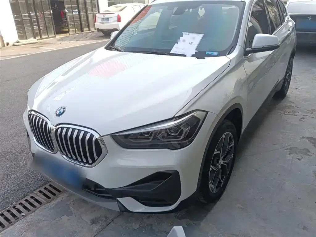 BMW X1 — фото 2