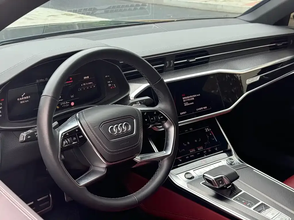 Audi A7L — фото 4
