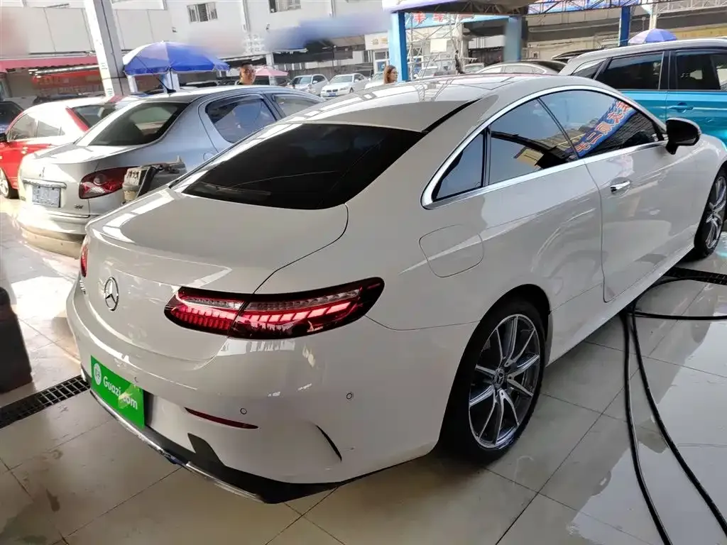 Mercedes-Benz E-Class (Import) — фото 6