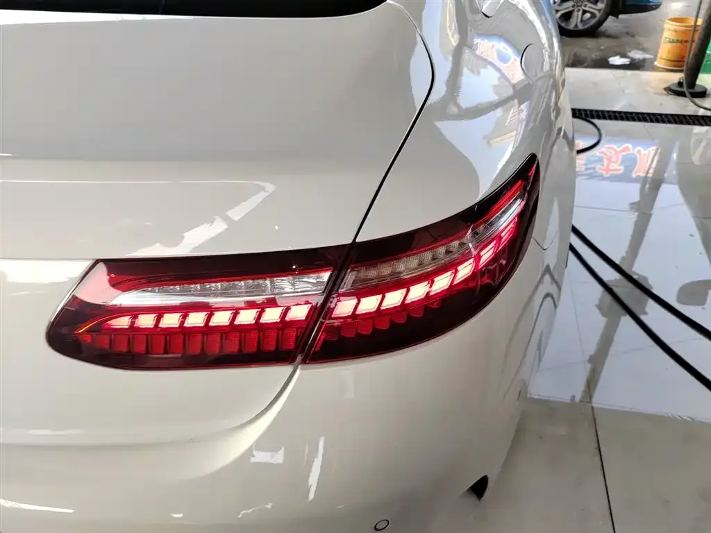 Mercedes-Benz E-Class (Import) — фото 3