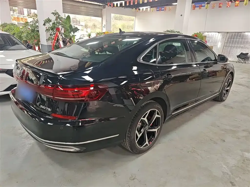 Volkswagen Passat — фото 5