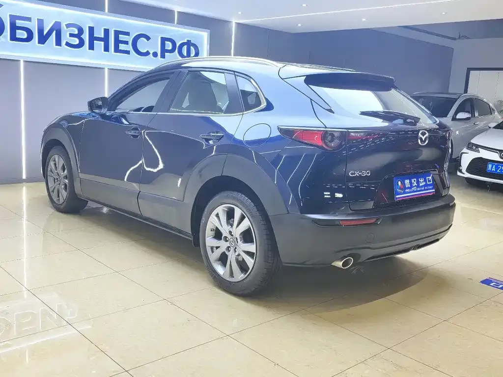 Mazda CX-30 — фото 7