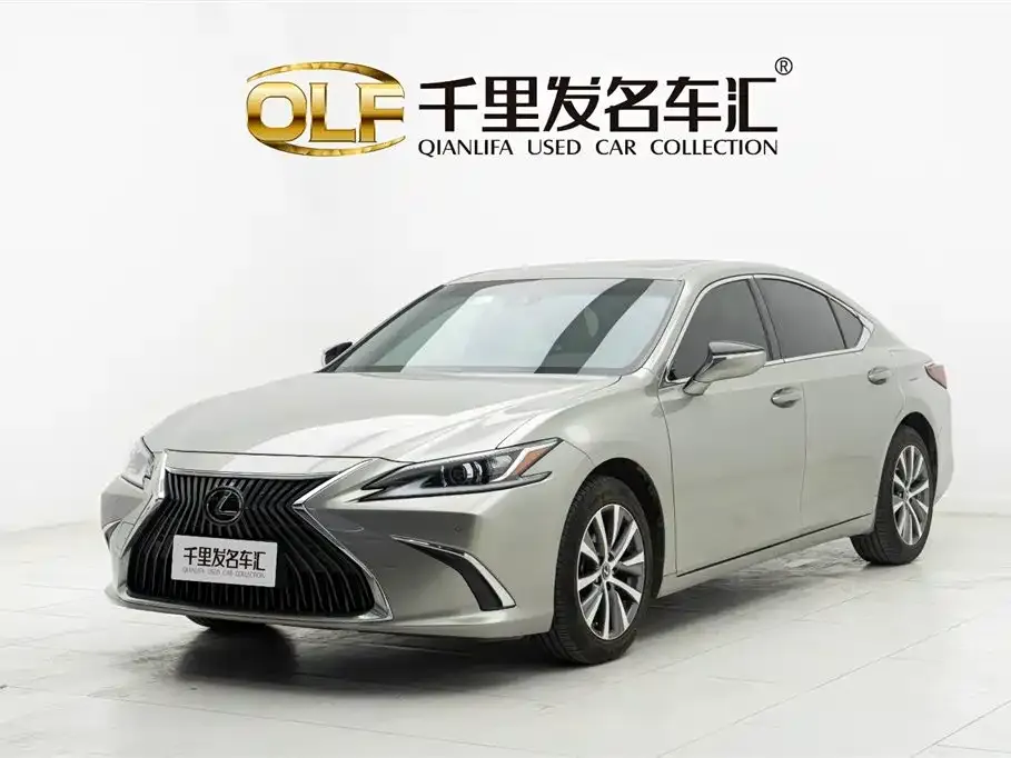 Lexus ES — фото 5