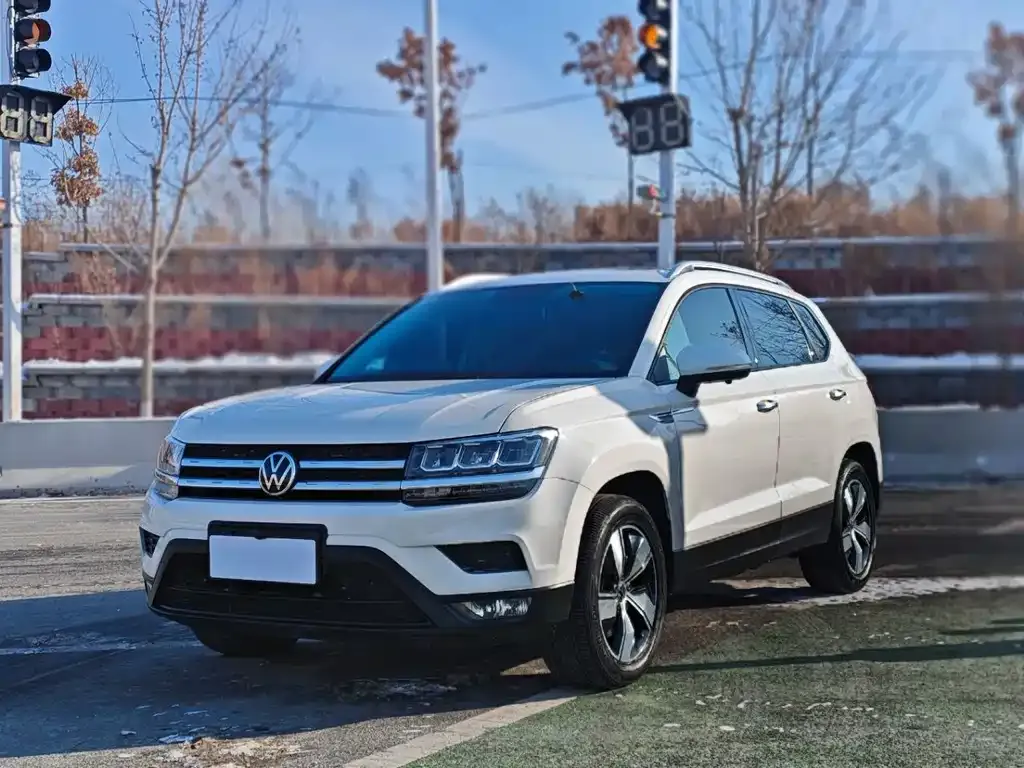 Volkswagen Tharu — фото 1