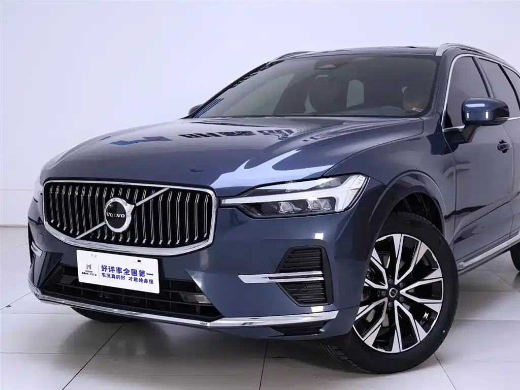 Volvo XC60 — фото 6