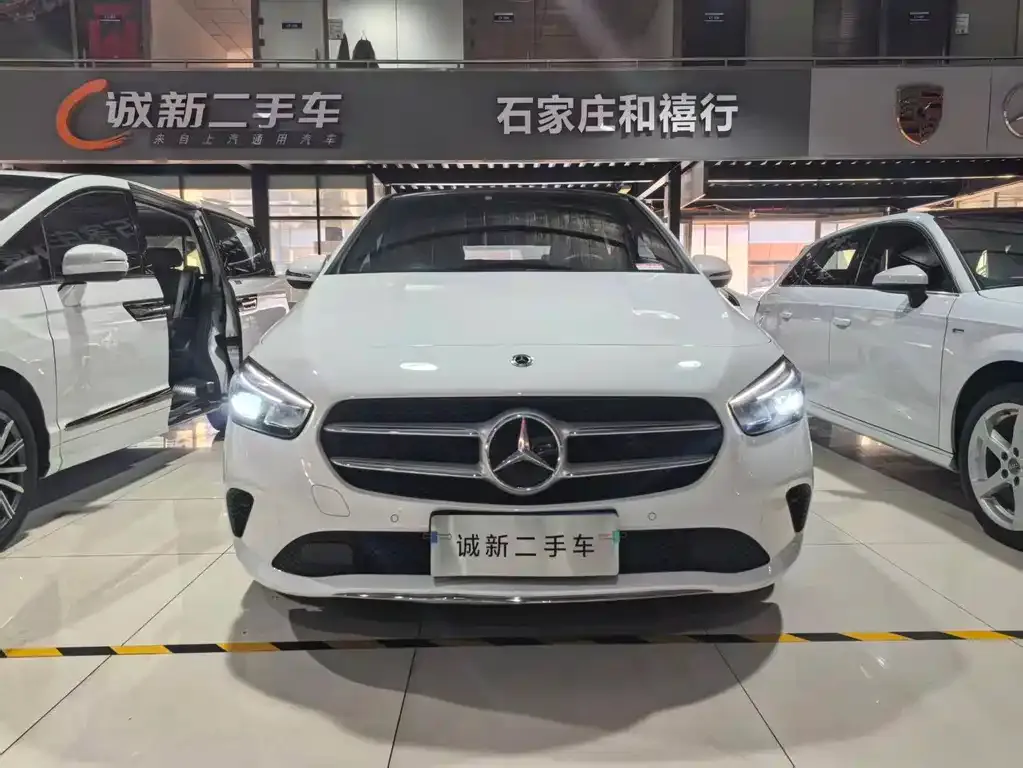 Mercedes-Benz B-Class — фото 1