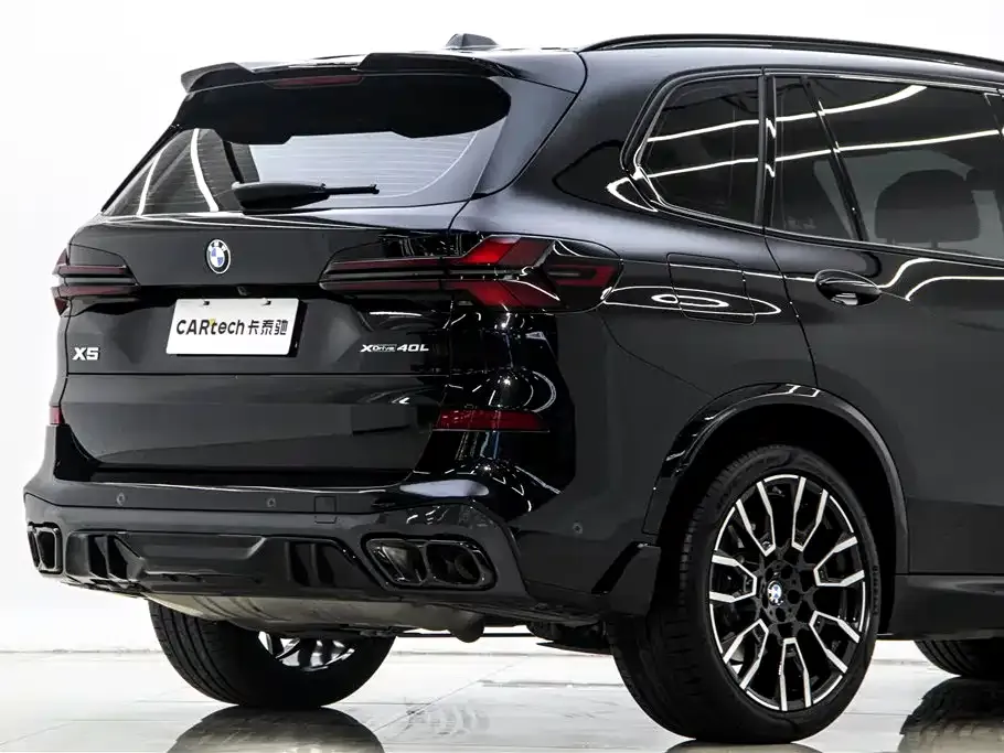 BMW X5 — фото 10