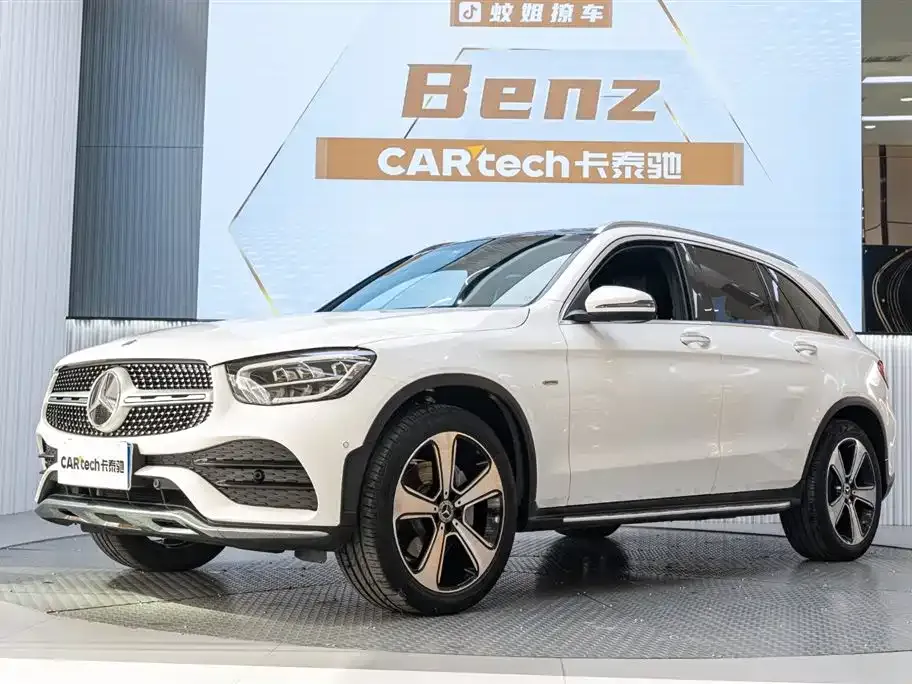 Mercedes-Benz GLC — фото 1