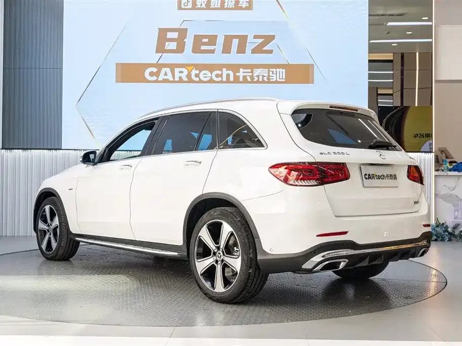 Mercedes-Benz GLC — фото 9