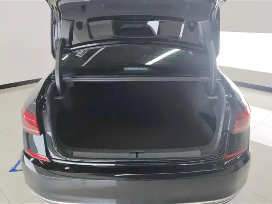 Volkswagen Passat — фото 4