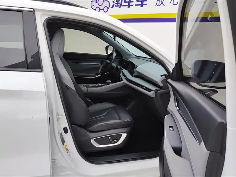 Changan CS75PLUS — фото 8