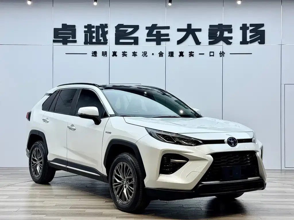 Toyota Wildlander — фото 1