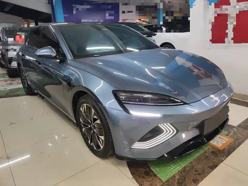 BYD Seal — фото 4