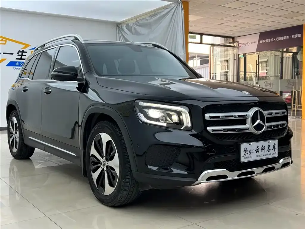 Mercedes-Benz GLB — фото 6
