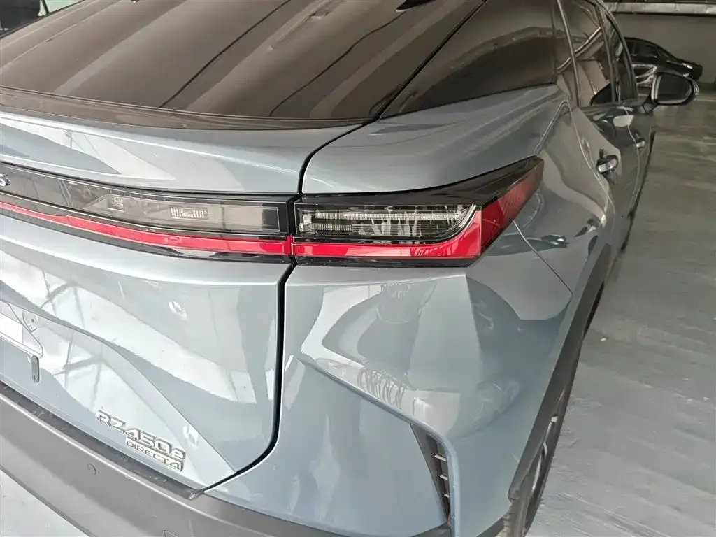 Lexus RZ — фото 7