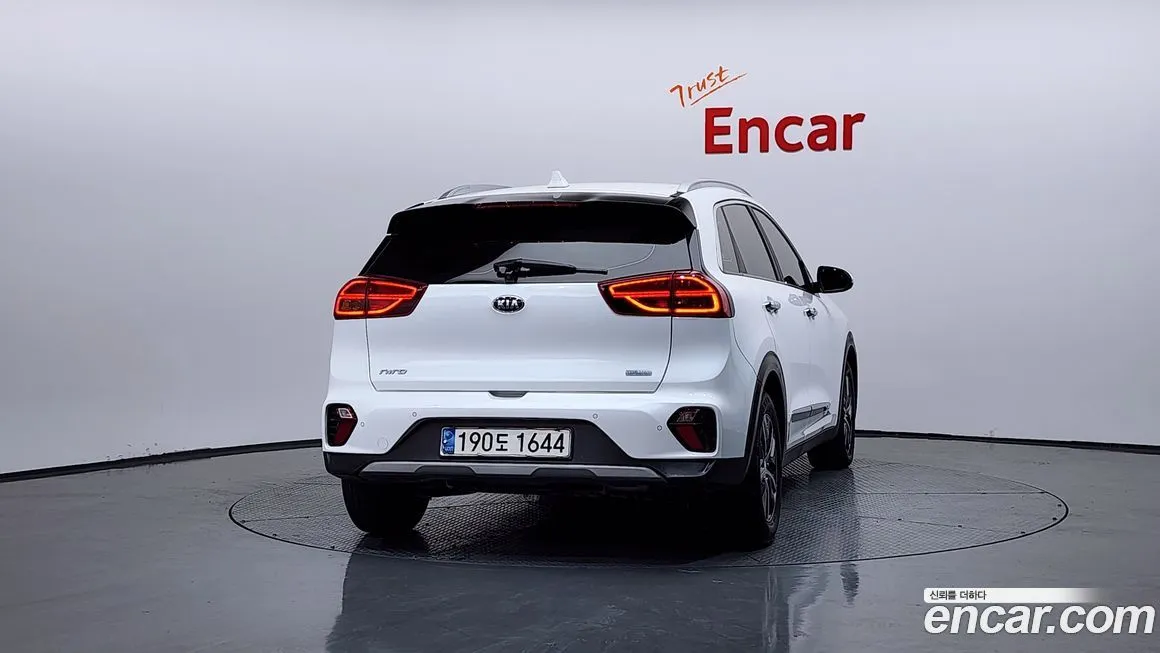 Kia Niro — фото 2