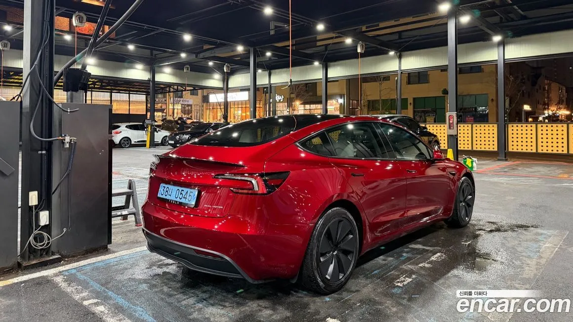 Tesla Model 3 — фото 5