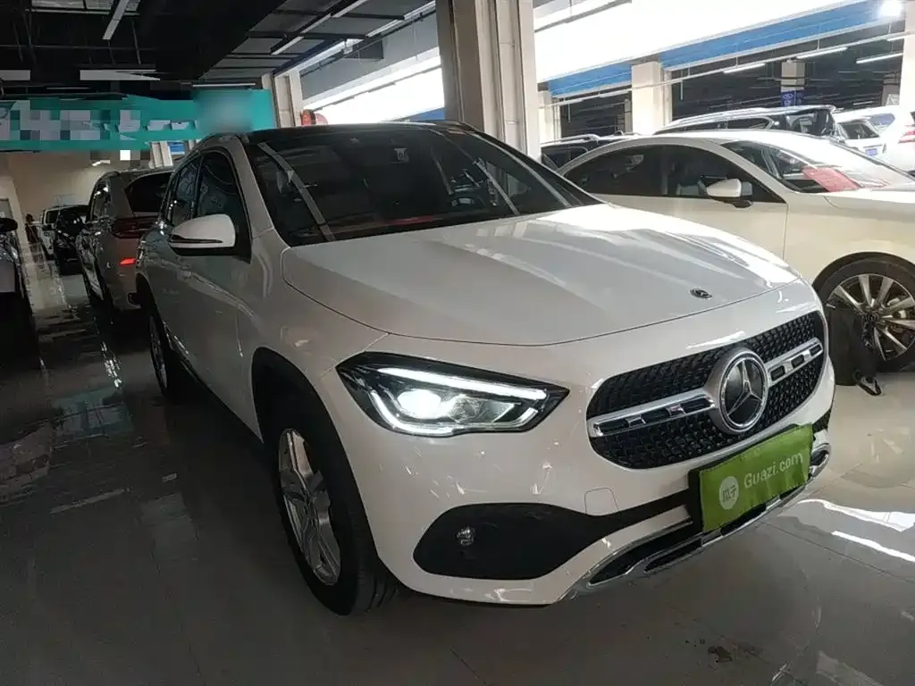 Mercedes-Benz GLA — фото 4