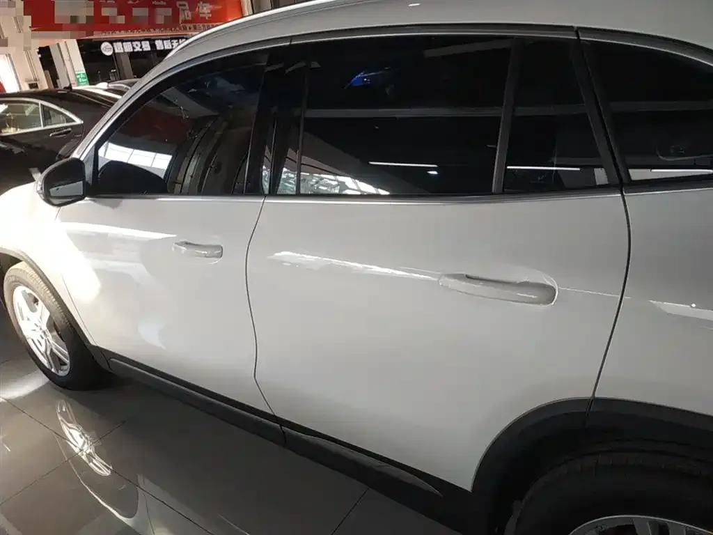 Mercedes-Benz GLA — фото 5