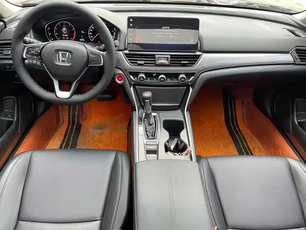Honda Accord — фото 6