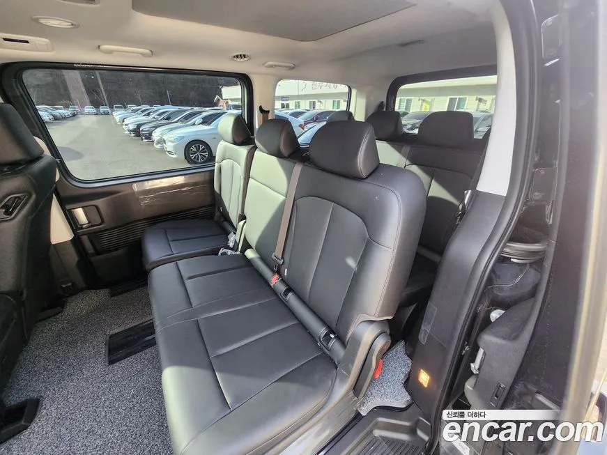 Hyundai Staria — фото 10