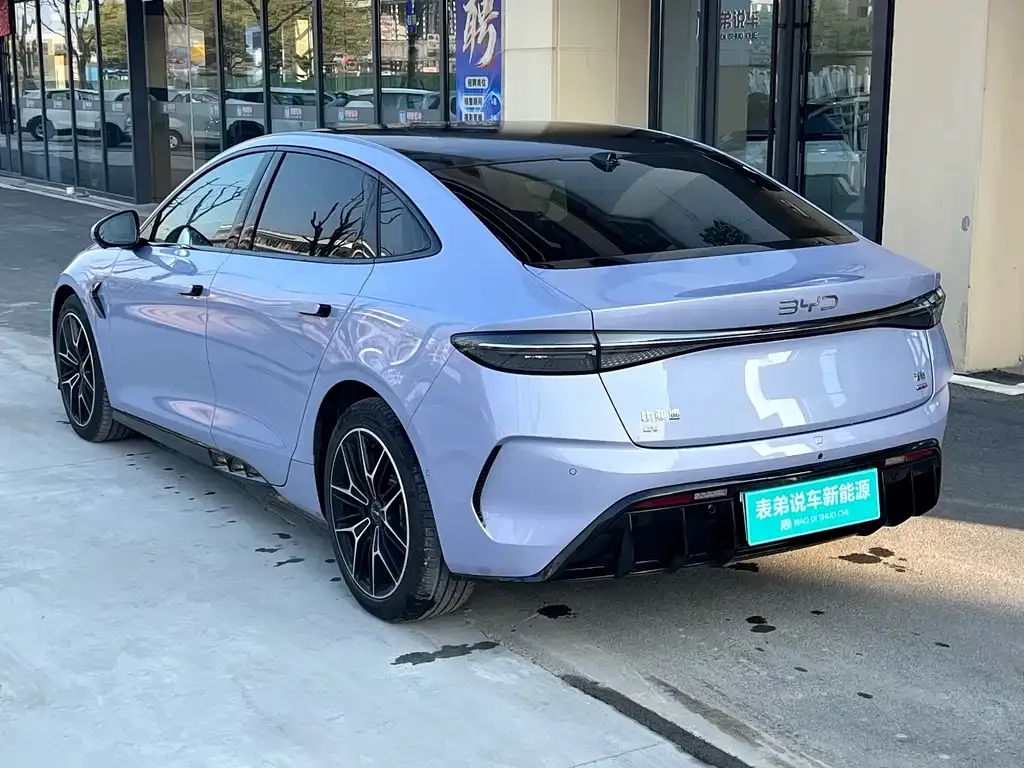 BYD Seal — фото 7