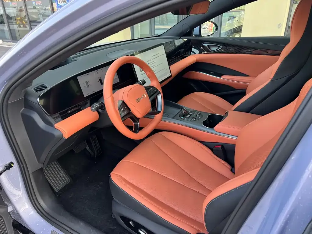 BYD Seal — фото 6