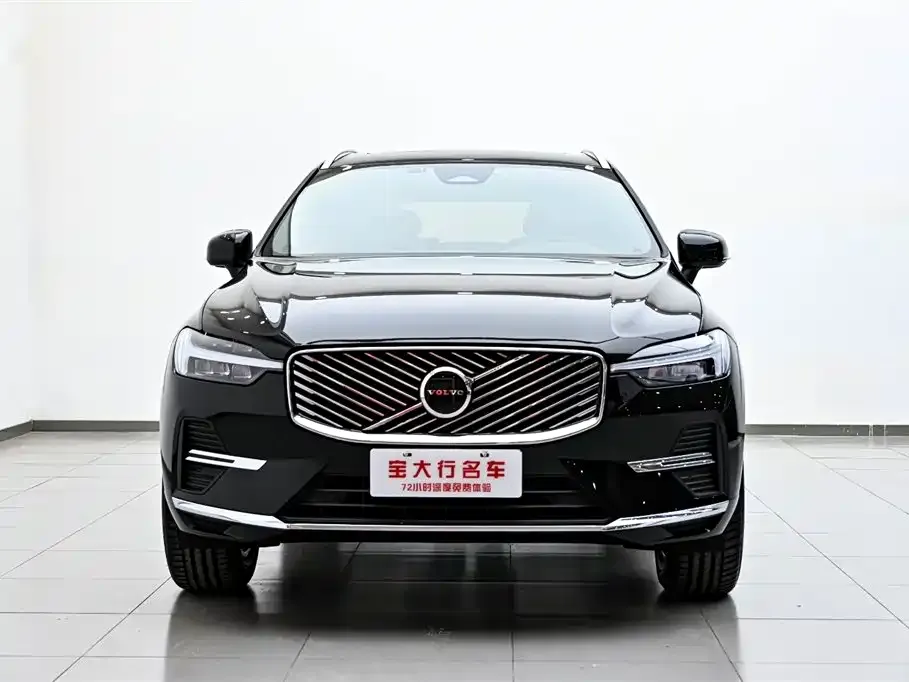 Volvo XC60 — фото 9
