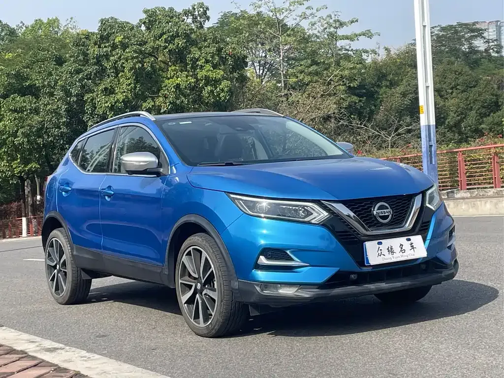 Nissan Qashqai — фото 10