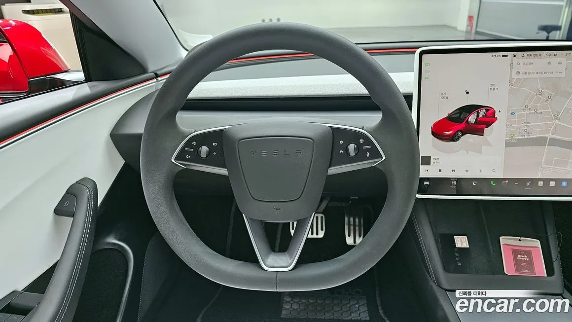 Tesla Model 3 — фото 9