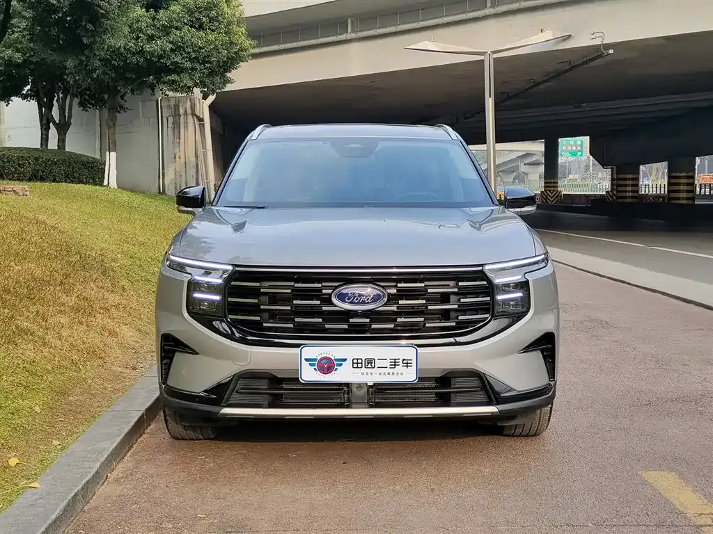 Ford Edge — фото 5