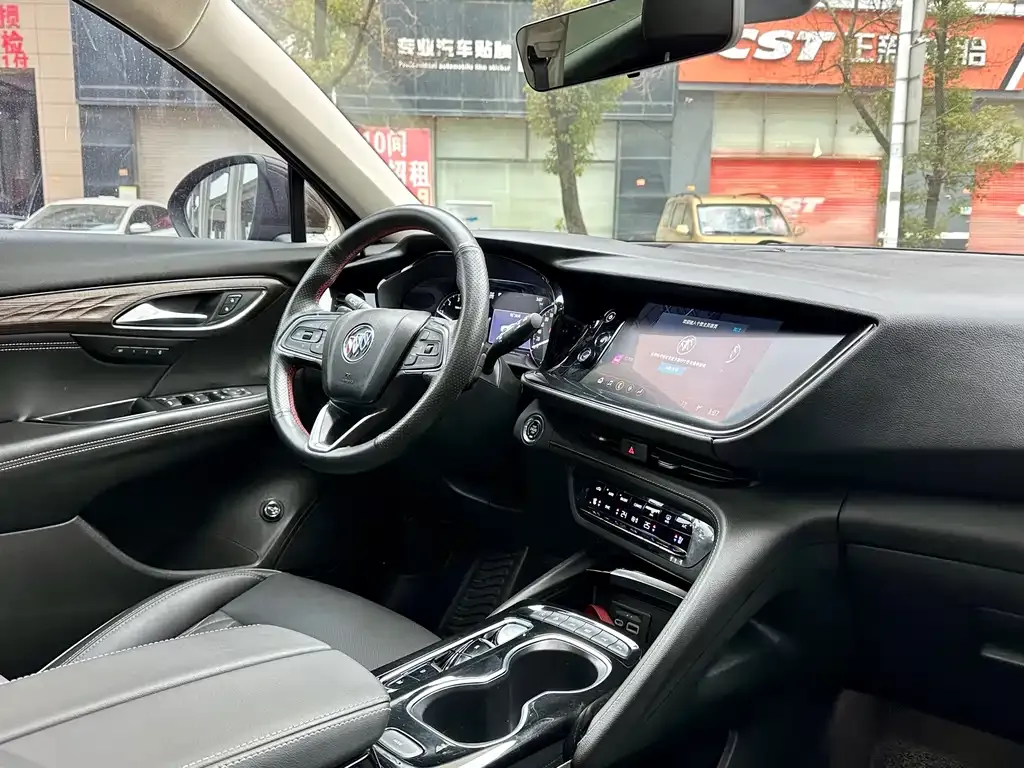 Buick Envision Plus — фото 5