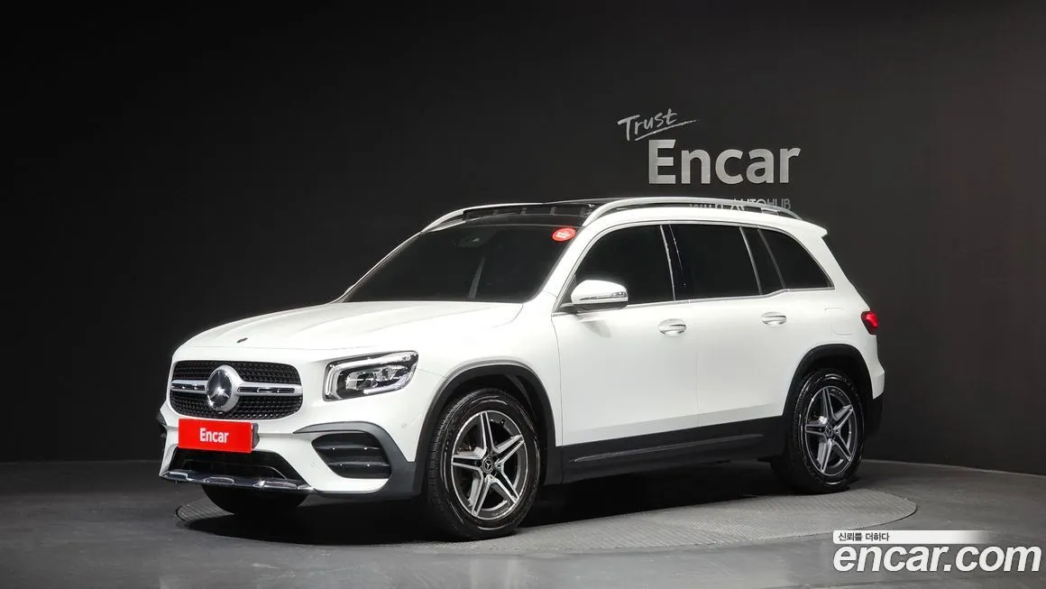 Mercedes-Benz GLB-Class — фото 1