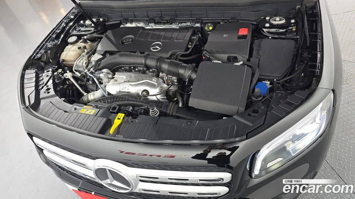 Mercedes-Benz GLB-Class — фото 10