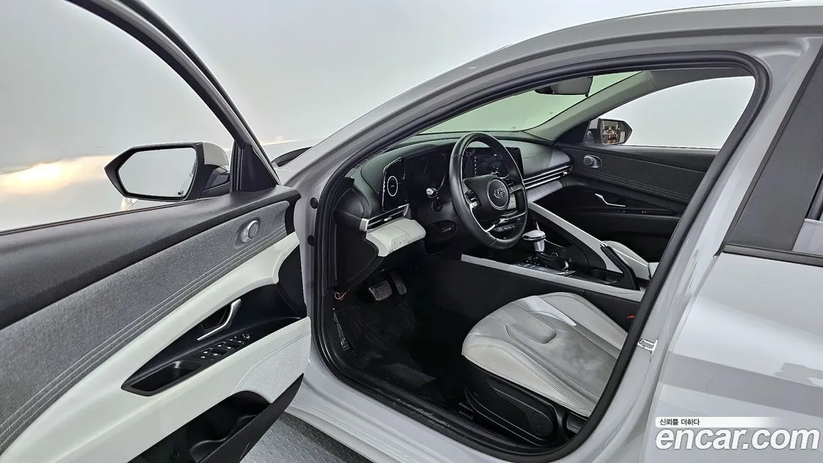 Hyundai AVANTE — фото 9