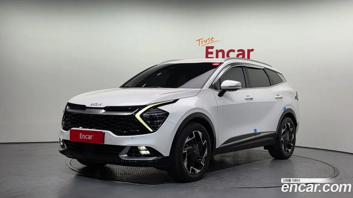 Kia Sportage — фото 1