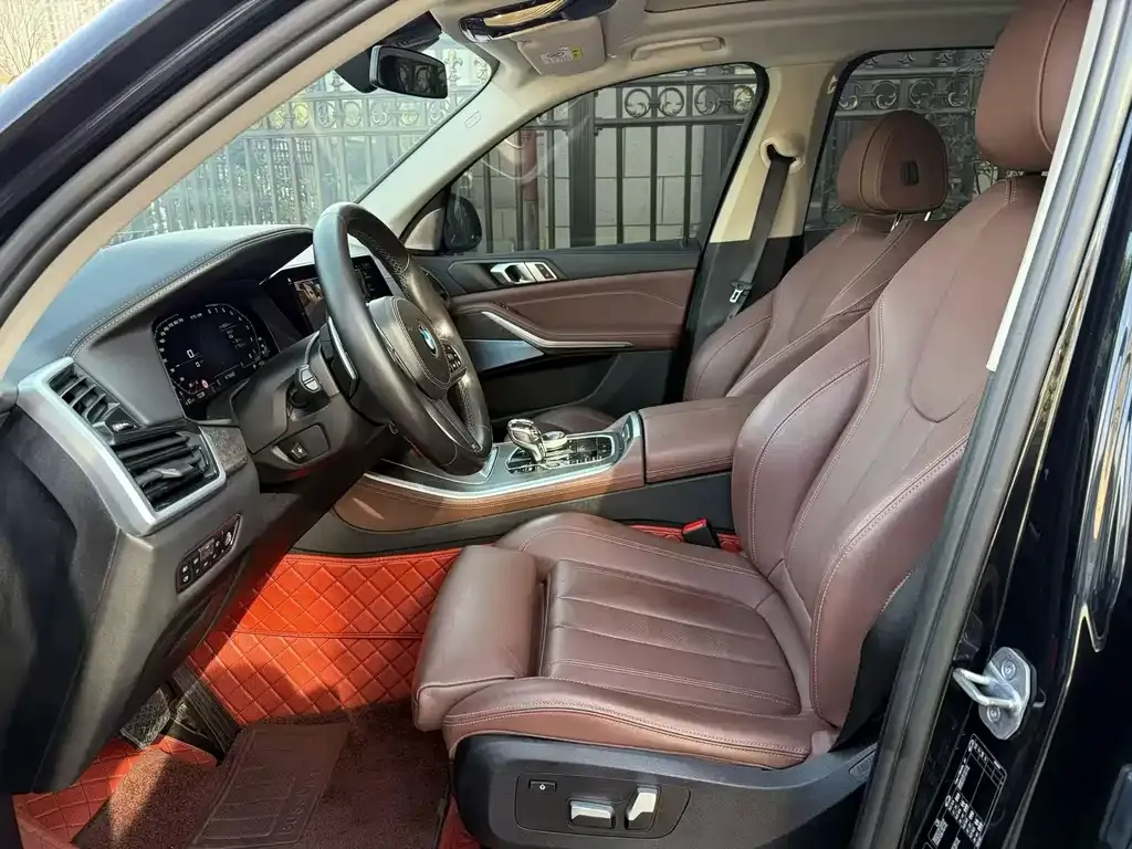 BMW X5 (Import) — фото 2