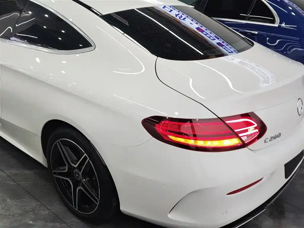 Mercedes-Benz C-Class (Import) — фото 7