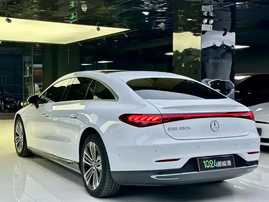 Mercedes-Benz EQS — фото 9