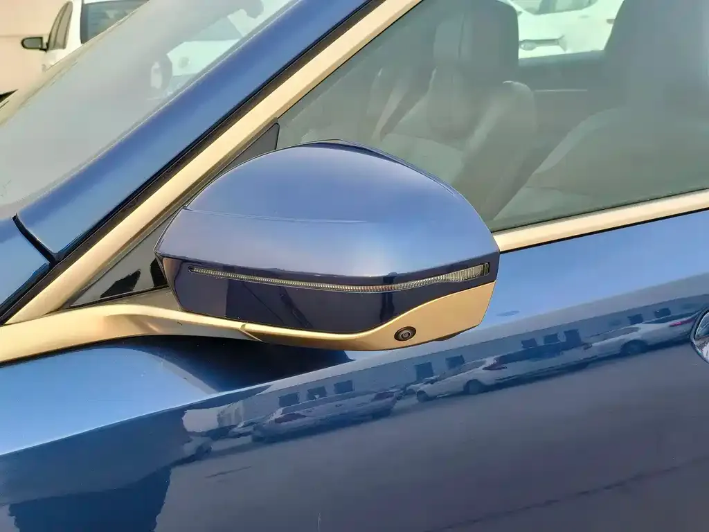 BMW i5 — фото 10