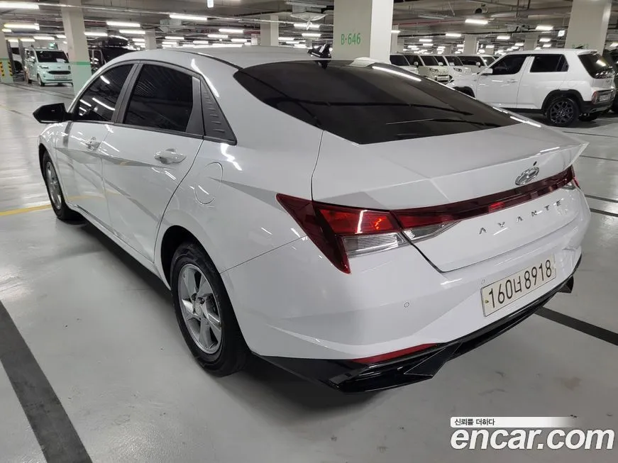 Hyundai AVANTE — фото 4