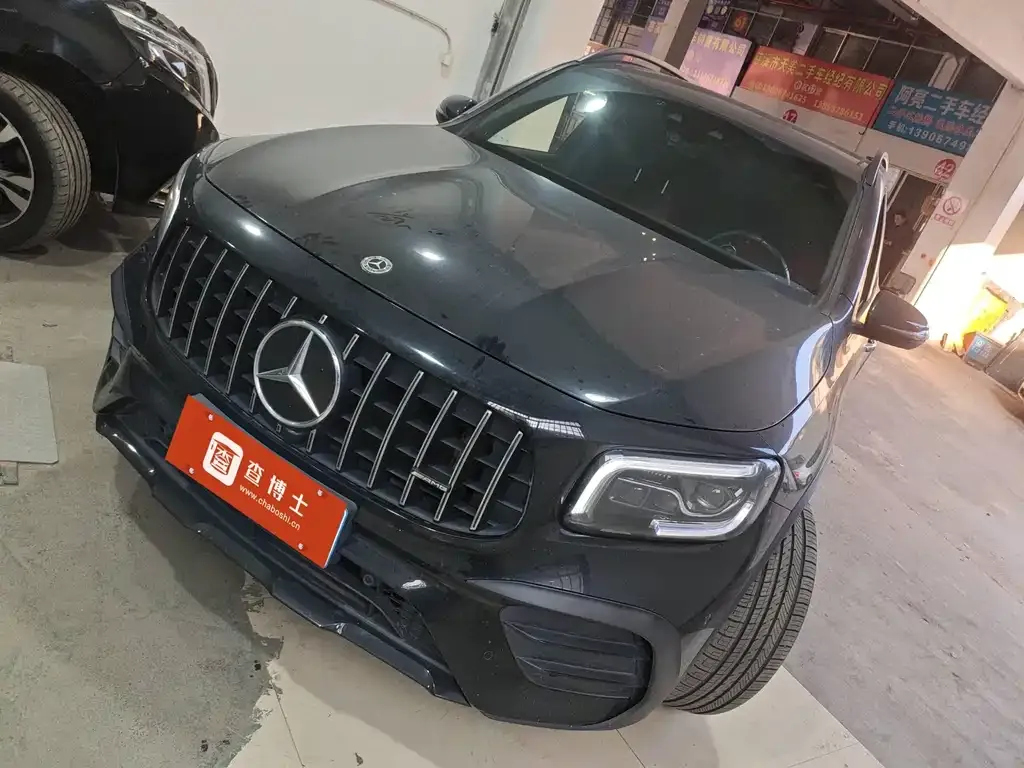 Mercedes-Benz GLB AMG — фото 1