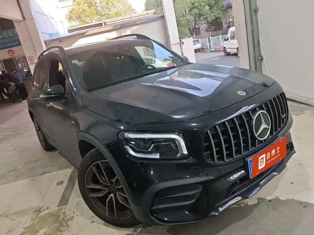 Mercedes-Benz GLB AMG — фото 4