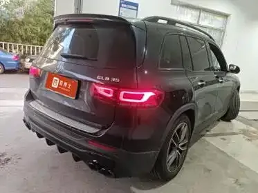 Mercedes-Benz GLB AMG — фото 2